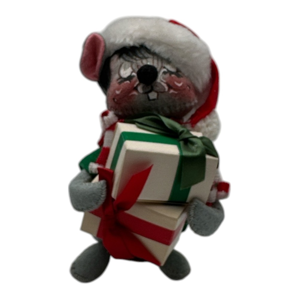 Vtg 1965 1983 Annalee Mobilitee Doll Christmas Mouse With Gifts Presents 6"